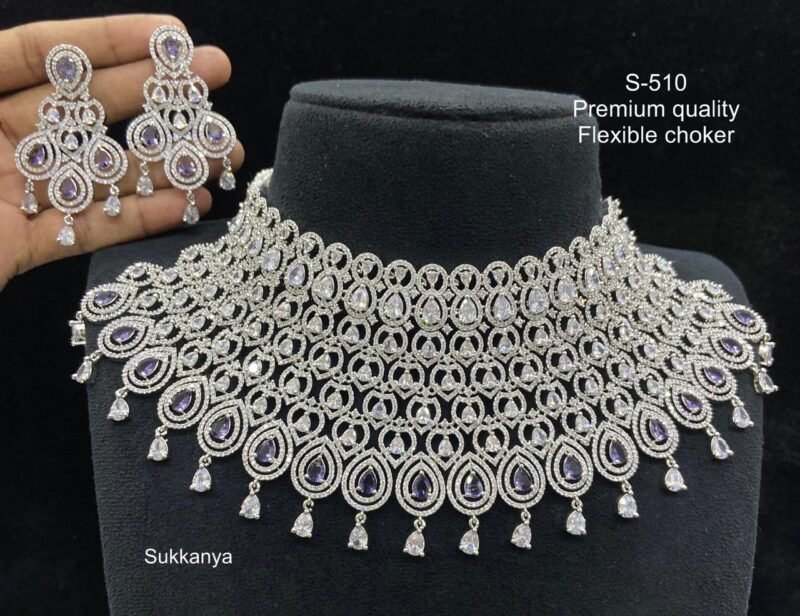 Premium Quality Flexible Choker